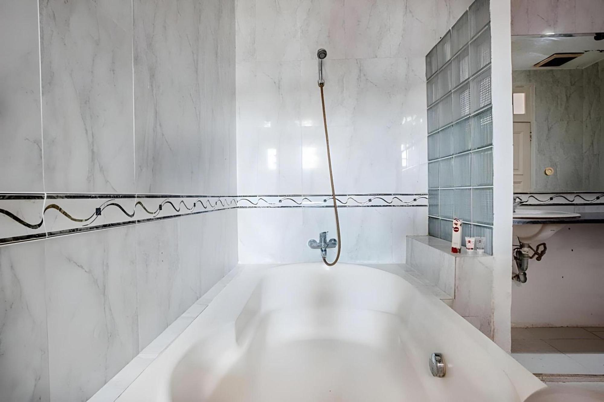 Capital O 332 Residence G17 Kemang Jakarta Exteriér fotografie